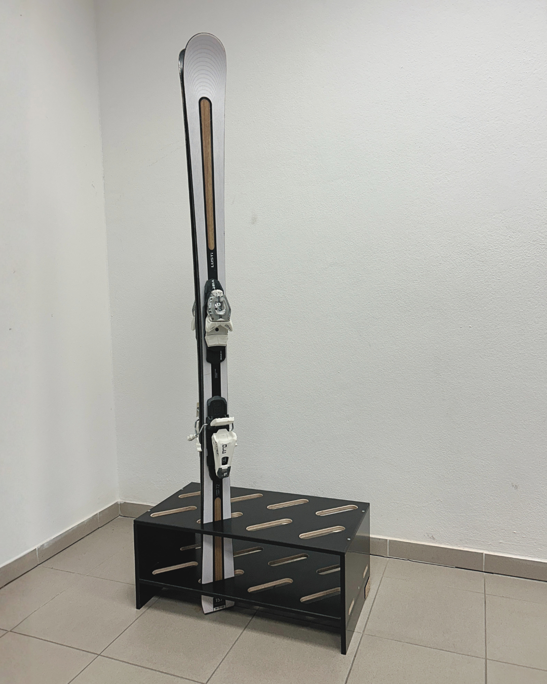 Porte-skis en bois - 8 paires