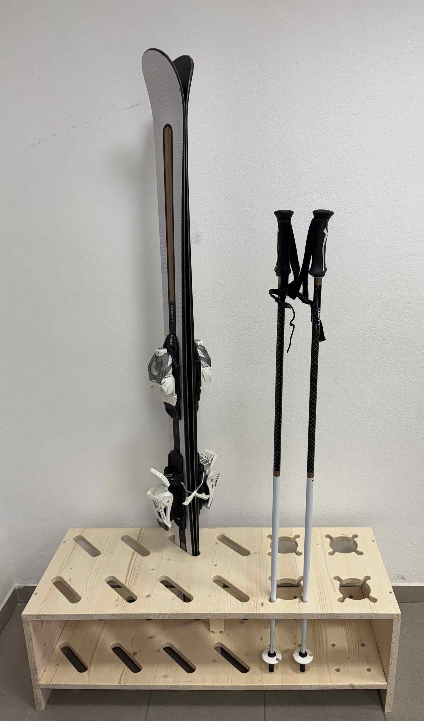 Porte-skis et bâton combiné en bois - Naturel