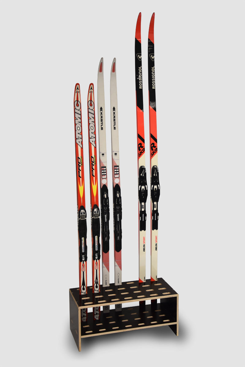 Porte-skis en bois pour 14 paires de skis de fond